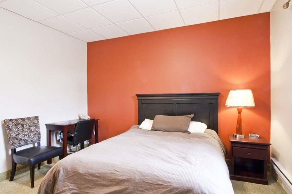 Travelodge By Wyndham Kindersley Extérieur photo